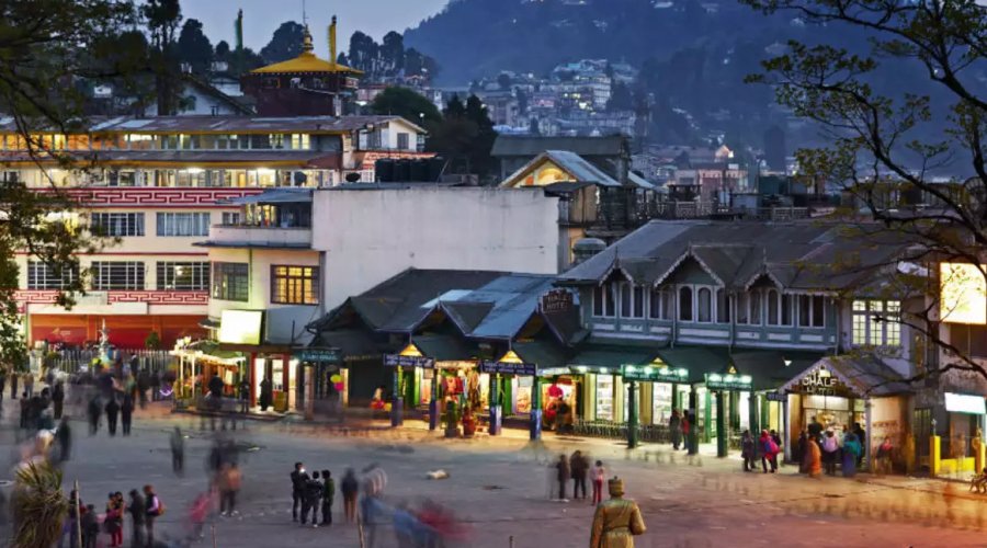 Lively Darjeeling Mall Road