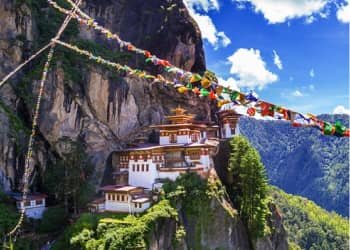 3 Nights 4 Days Gangtok Darjeeling Family Tour Package
